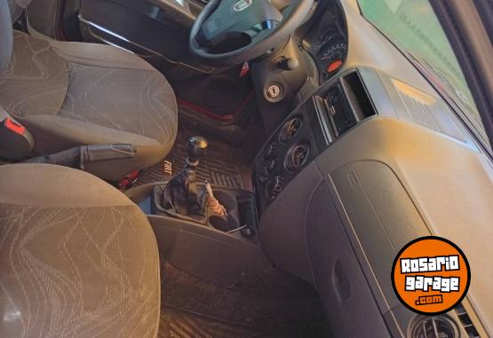 Autos - Fiat Palio Fiare 2016 Nafta 140000Km - En Venta