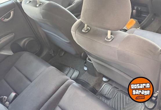 Autos - Honda Fit 1.5 EX 5 PTAS L 2013 Nafta 98500Km - En Venta