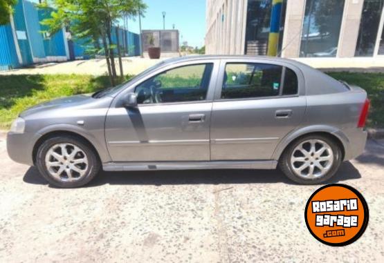 Autos - Chevrolet Astra 2010 GNC 240000Km - En Venta