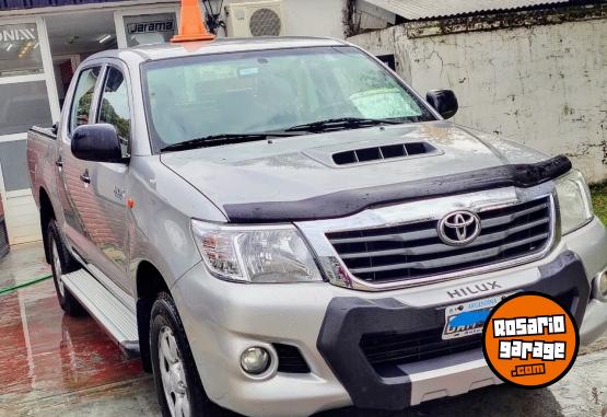Camionetas - Toyota Hilux DX 2015 2015 Diesel 260000Km - En Venta