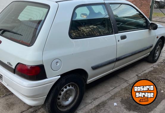 Autos - Renault Clio Energy 1.4 1996 Nafta 146900Km - En Venta