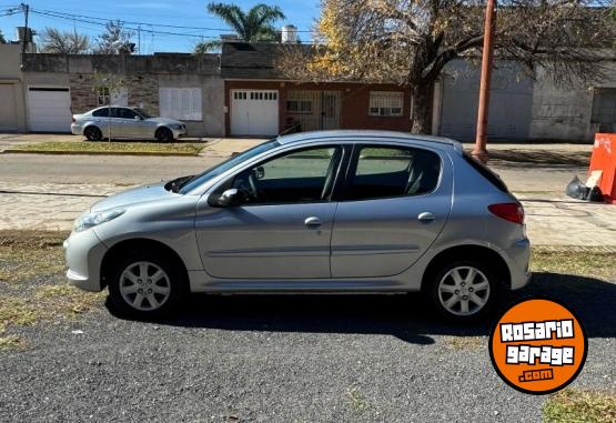 Autos - Peugeot 207 2014 Nafta 119000Km - En Venta