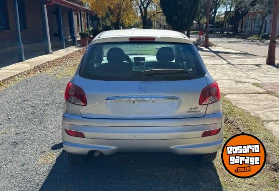 Autos - Peugeot 207 2014 Nafta 119000Km - En Venta