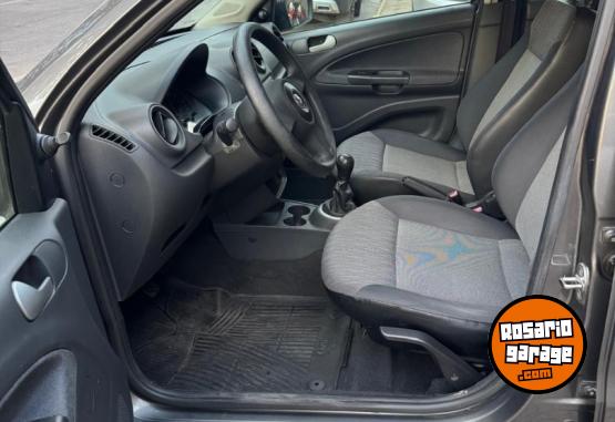 Autos - Volkswagen Gol trend 2013 Nafta 110000Km - En Venta