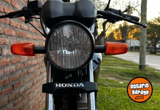 Motos - Honda TITAN CG 2012 Nafta 21000Km - En Venta