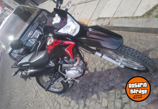 Motos - Honda Xr150L 2022 Nafta 12000Km - En Venta