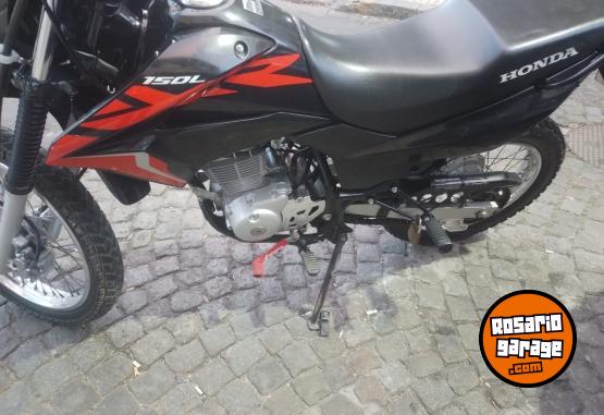 Motos - Honda Xr150L 2022 Nafta 12000Km - En Venta