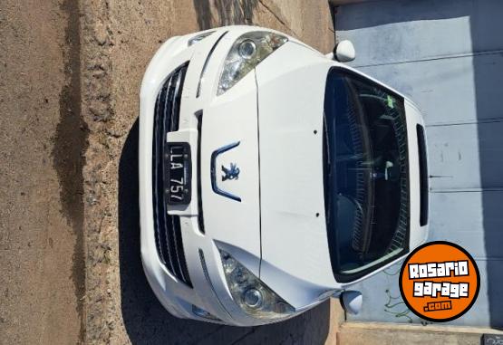 Autos - Peugeot 408 2012 Nafta 174000Km - En Venta