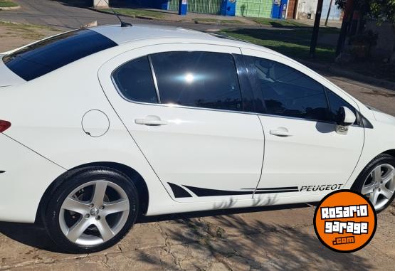 Autos - Peugeot 408 2012 Nafta 174000Km - En Venta