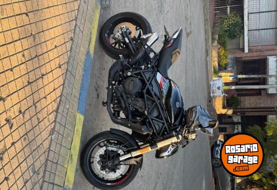 Motos - Benelli 752s 2024 Nafta 6000Km - En Venta