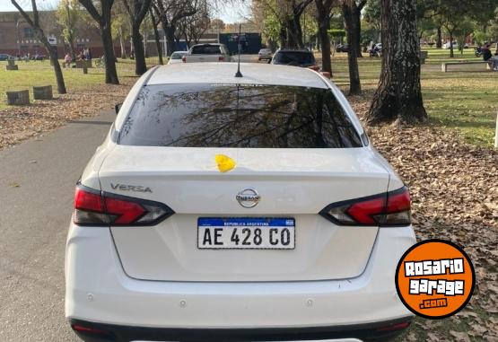 Autos - Nissan Sense 2020 Nafta 70000Km - En Venta