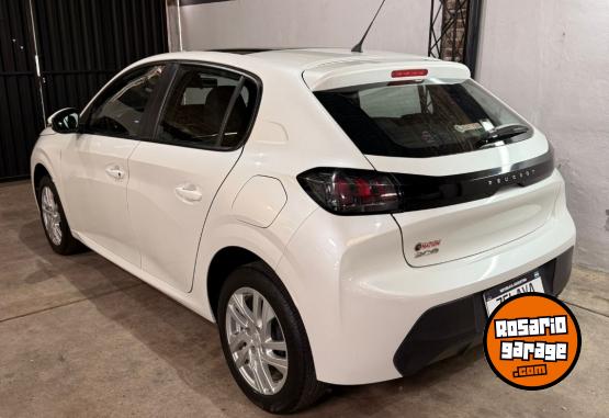 Autos - Peugeot 208 2023 Nafta 41132Km - En Venta