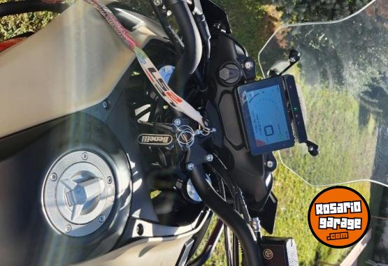 Motos - Benelli Trk 702x 2024 Nafta 7400Km - En Venta