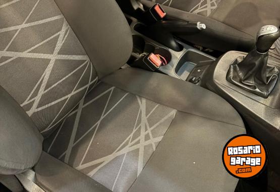 Autos - Ford Fiesta 2014 Nafta 143000Km - En Venta