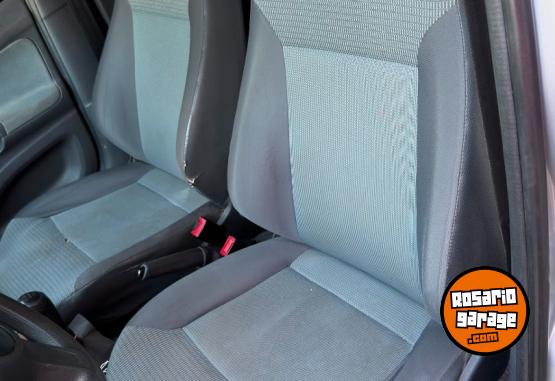 Autos - Volkswagen Gol trend 2010 GNC 210000Km - En Venta