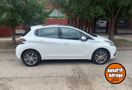 Autos - Peugeot 208 Feline Trptonic 2018 Nafta 7000Km - En Venta