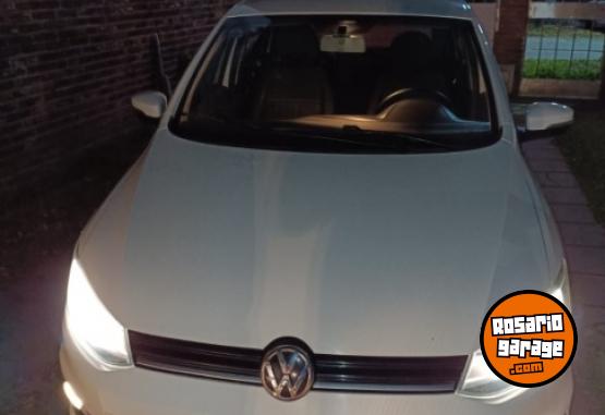 Autos - Volkswagen Fox Trendline 2015 GNC 157000Km - En Venta