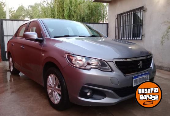 Autos - Peugeot 301 HDI 1.6 Allure 2017 Diesel 142000Km - En Venta