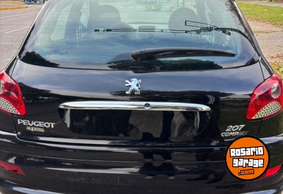 Autos - Peugeot 207 compact 2012 Nafta 101000Km - En Venta