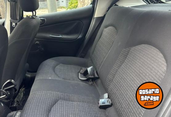 Autos - Peugeot 207 compact 2012 Nafta 101000Km - En Venta