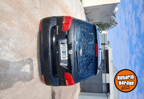 Autos - Volkswagen Suran Highline 2011 Nafta 180000Km - En Venta