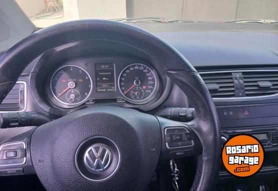 Autos - Volkswagen Suran Highline 2011 Nafta 180000Km - En Venta