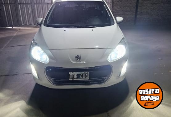 Autos - Peugeot 308 2014 Nafta 121000Km - En Venta
