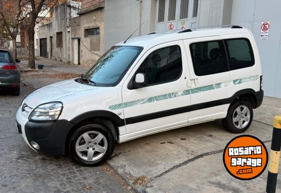 Utilitarios - Peugeot PARTNER PATAGONICA 1.6HDI 2017 Diesel 149000Km - En Venta