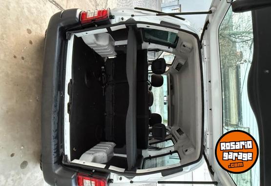 Utilitarios - Peugeot PARTNER PATAGONICA 1.6HDI 2017 Diesel 149000Km - En Venta