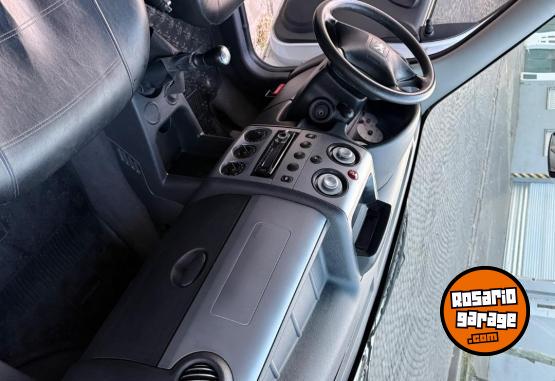 Utilitarios - Peugeot PARTNER PATAGONICA 1.6HDI 2017 Diesel 149000Km - En Venta