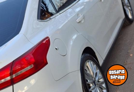 Autos - Ford Focus se plus 2016 Nafta 108000Km - En Venta