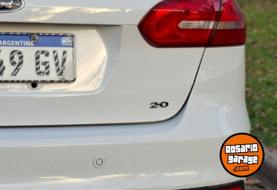 Autos - Ford Focus se plus 2016 Nafta 108000Km - En Venta
