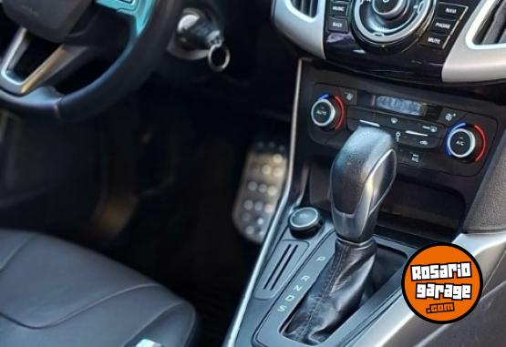 Autos - Ford Focus se plus 2016 Nafta 108000Km - En Venta