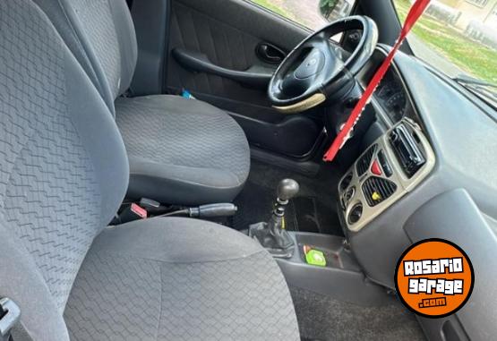 Autos - Fiat Siena 2005 Diesel 340000Km - En Venta