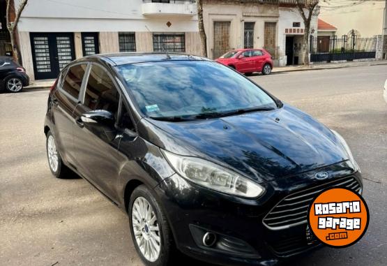 Autos - Ford Fiesta 2015 Nafta 135000Km - En Venta