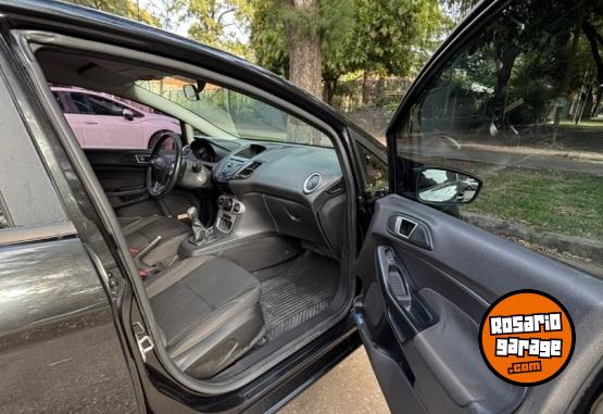 Autos - Ford Fiesta 2015 Nafta 135000Km - En Venta