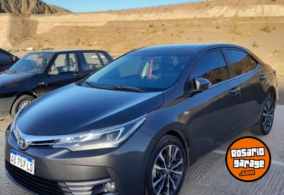 Autos - Toyota Corolla Seg 2017 Nafta 130000Km - En Venta