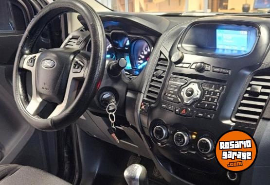 Camionetas - Ford Ranger XLT 2019 GNC 110000Km - En Venta