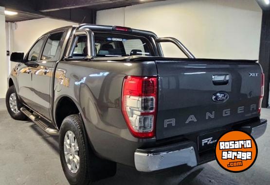 Camionetas - Ford Ranger XLT 2019 GNC 110000Km - En Venta