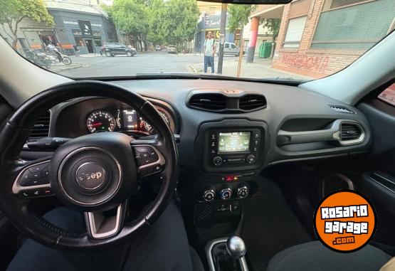 Camionetas - Otra marca Jeep Renegade 2016 Nafta 130000Km - En Venta