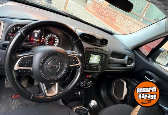 Camionetas - Otra marca Jeep Renegade 2016 Nafta 130000Km - En Venta