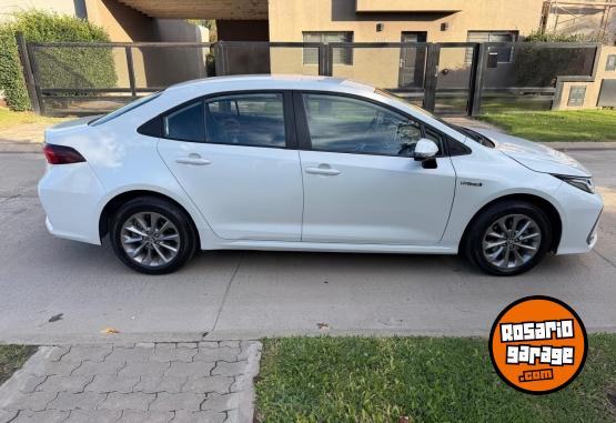 Autos - Toyota Corolla 2023 Electrico / Hibrido 75000Km - En Venta