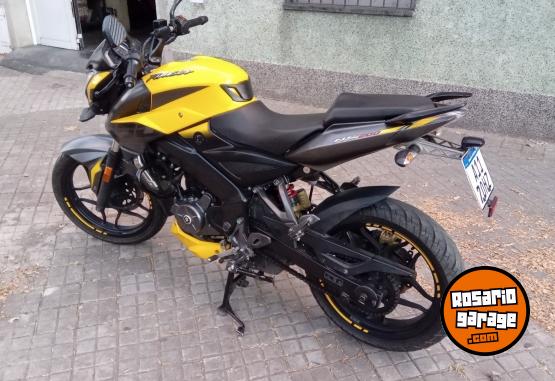 Motos - Bajaj Ns200 2020 Nafta 24000Km - En Venta