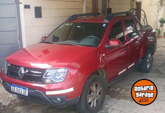 Camionetas - Renault Duster oroch 2.0 2017 GNC 120000Km - En Venta