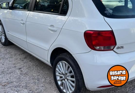 Autos - Volkswagen GOL TREND 2015 Nafta 93300Km - En Venta