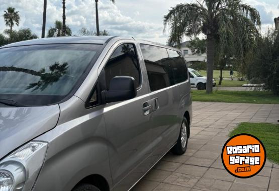 Utilitarios - Hyundai H1 2016 Diesel 125000Km - En Venta