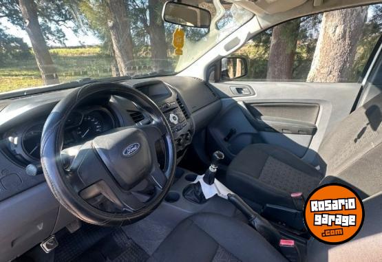 Camionetas - Ford Ranger 2017 Diesel 165000Km - En Venta