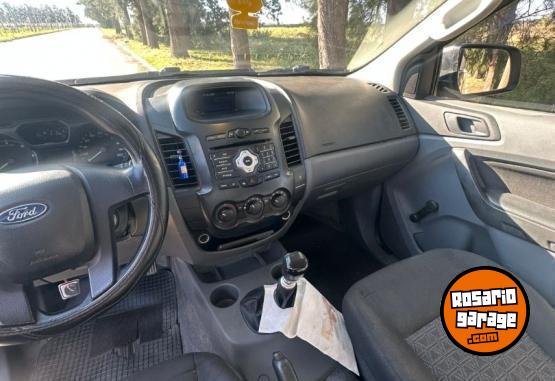 Camionetas - Ford Ranger 2017 Diesel 165000Km - En Venta