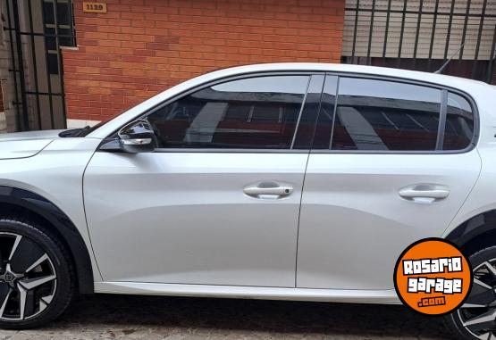 Autos - Peugeot 208 GT 2025 Nafta 12000Km - En Venta