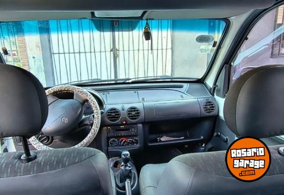 Utilitarios - Renault Kangoo 2015 Nafta 170000Km - En Venta